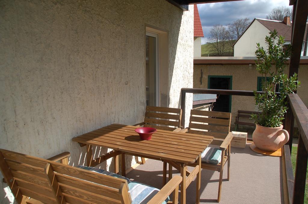 Ferienwohnung Katzstein Cunnersdorf Екстериор снимка